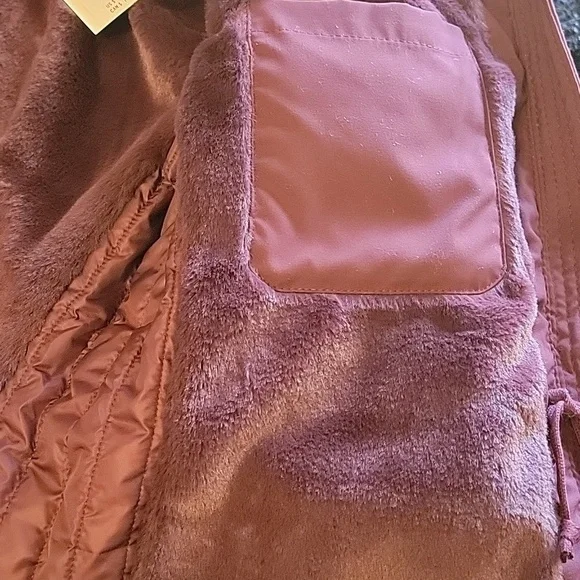 NWT Womens Hollister Winter Jacket - Picture 11 of 13